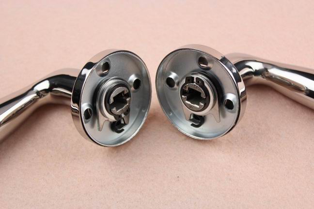 China wholesale stainless steel 304 door handle with key escucheon in polish finish